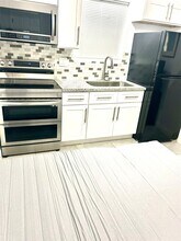 8006 Avenue B in Houston, TX - Building Photo - Building Photo