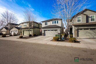 1905 N Chandra Way in Meridian, ID - Building Photo - Building Photo