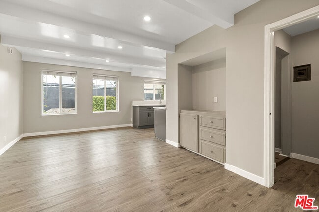 property at 6768 Lexington Ave