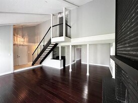 1301 Grant Dr in Richardson, TX - Building Photo