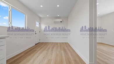 4951 Genesee Ave in San Diego, CA - Building Photo - Building Photo