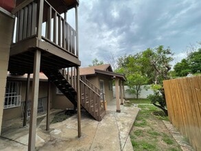 1517 Garcia St in Laredo, TX - Building Photo - Building Photo