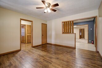 1302 Regent St in Norman, OK - Building Photo - Building Photo