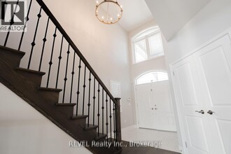 202 Viger Dr in Welland, ON - Building Photo - Building Photo