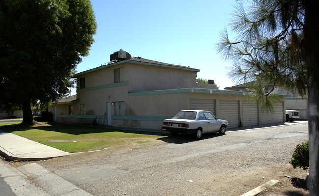 3101 Edmonton St in Bakersfield, CA - Building Photo - Building Photo