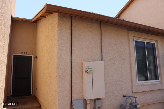 1353 Leon Way in Sierra Vista, AZ - Building Photo - Building Photo