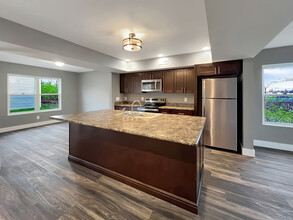 3981 Mt Moriah Vlg Dr in Cincinnati, OH - Building Photo - Building Photo