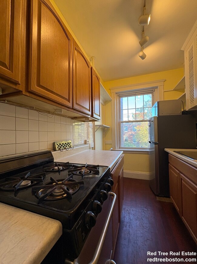 property at 321 S Huntington Ave