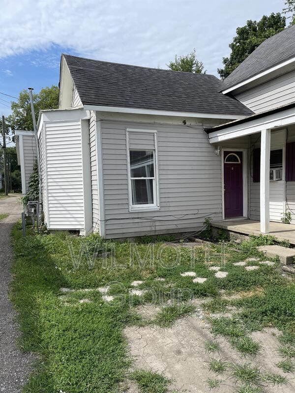 205 E College St-Unit -Unit A in Crawfordsville, IN - Building Photo - Building Photo