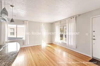 2935 SE 77th Ave in Portland, OR - Building Photo - Building Photo