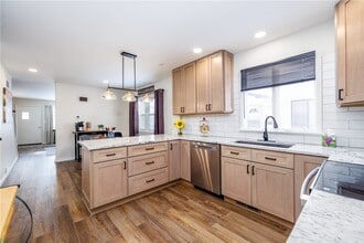 207 W Ivy St in East Rochester, NY - Building Photo - Building Photo