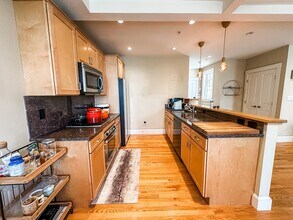 15 York Pl, Unit 5 in Cambridge, MA - Foto de edificio - Building Photo