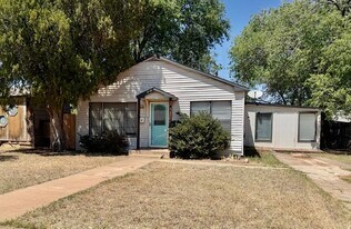 4818 36th St in Lubbock, TX - Building Photo