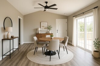 230 Clover Cir in Jacksboro, TN - Foto de edificio - Building Photo