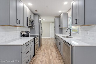 5711 Margo Ct in Melbourne, FL - Building Photo - Building Photo