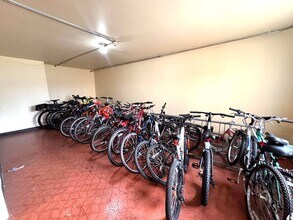 2 Villa Verde Dr in Buffalo Grove, IL - Foto de edificio - Building Photo