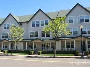Gresham Central in Gresham, OR - Foto de edificio - Interior Photo