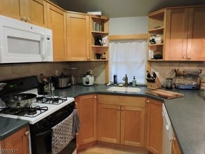 213 Holmes St in Boonton, NJ - Building Photo - Building Photo