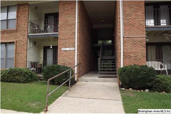 property at 3029 Chase Ln