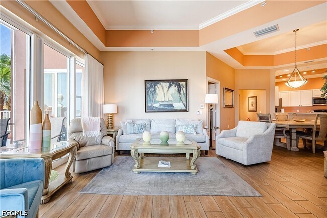 2745 First St in Ft. Myers, FL - Building Photo - Building Photo