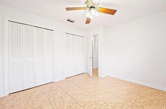 5749 Buchanan St in Hollywood, FL - Building Photo - Building Photo