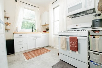 1628 De Sales Ln, Unit 1628 De Sales Ln in Cincinnati, OH - Foto de edificio - Building Photo