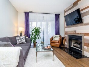 1151 W Washington Blvd, Unit 102 in Chicago, IL - Foto de edificio - Building Photo