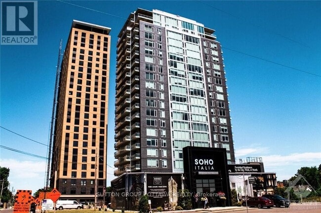 property at 111-2111 Champagne Ave S