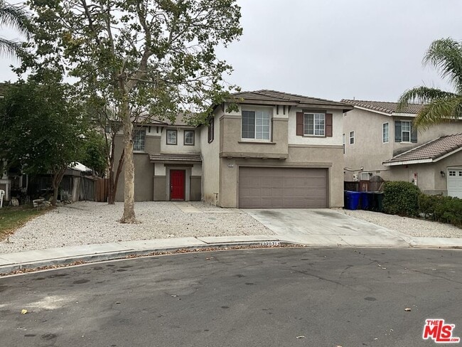 property at 17071 Vía De Anza