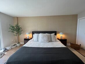5555 Collins Ave, Unit 5555 collins avenue in Miami, FL - Building Photo - Building Photo