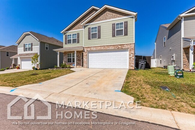 1240 Stamp Lodge Rd in Kingsport, TN - Building Photo - Building Photo