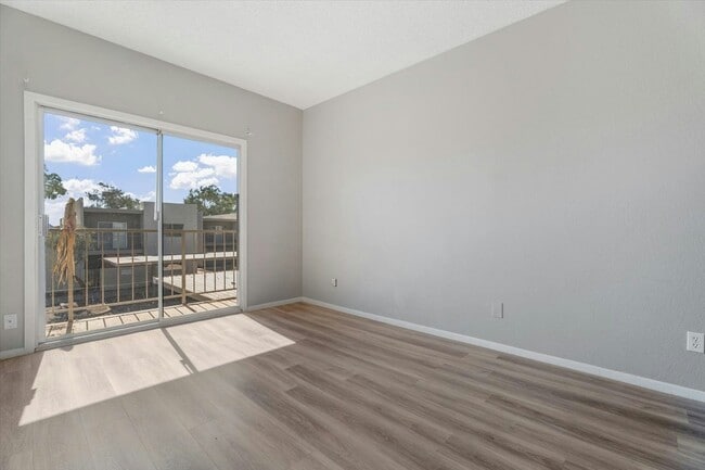 2814 E Marconi Ave in Phoenix, AZ - Building Photo - Building Photo