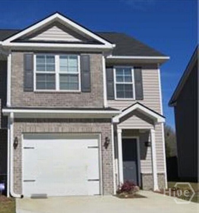 60 Kepler Lp in Richmond Hill, GA - Building Photo