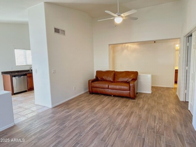 1719 W Muirwood Dr in Phoenix, AZ - Building Photo - Building Photo