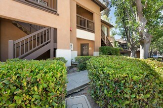 2960 Champion Way in Tustin, CA - Building Photo - Building Photo