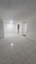 1201 Lake Victoria Dr in West Palm Beach, FL - Building Photo - Building Photo