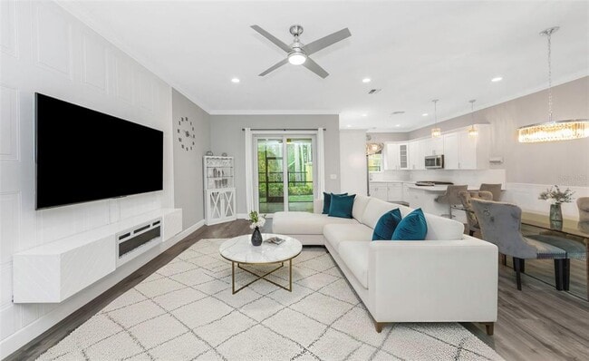 754 Grand Cypress Ln in Tarpon Springs, FL - Building Photo - Building Photo