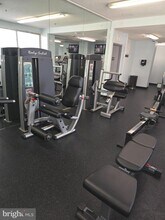 5501 Seminary Rd in Falls Church, VA - Building Photo - Building Photo