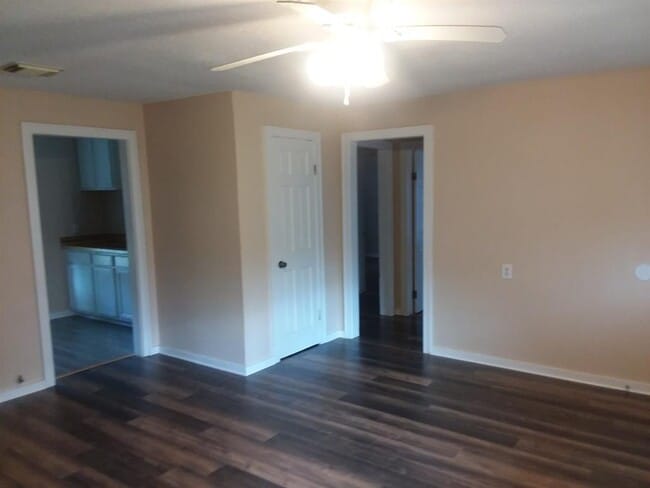 201 Stockman St in Sweeny, TX - Building Photo - Building Photo
