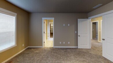 10201 NE 106th Cir in Vancouver, WA - Building Photo - Building Photo