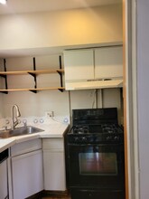 3408 Gunston Rd in Alexandria, VA - Building Photo - Building Photo