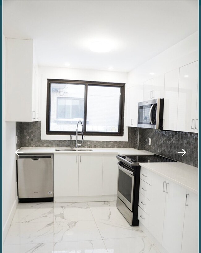 5480 Coronation Av in Montréal, QC - Building Photo - Building Photo