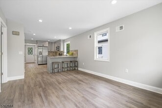 94 Mountain Ave in Hanover, NJ - Building Photo - Building Photo