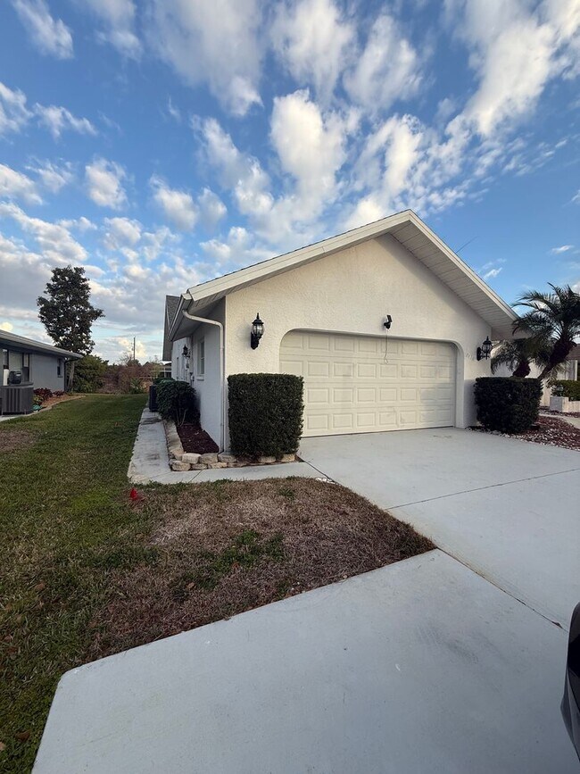 2436 Abscott St in Port Charlotte, FL - Building Photo - Building Photo