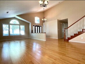 3337 Lakens Harbor in Modesto, CA - Building Photo - Building Photo