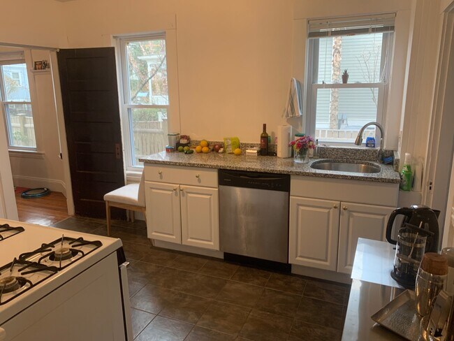 17 Orrin St, Unit 2T