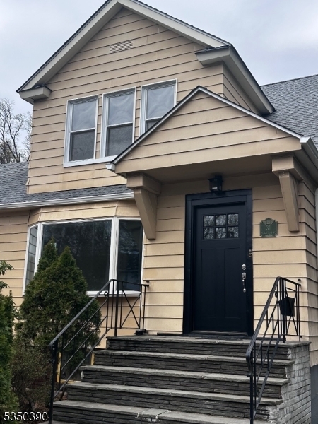 31 Peachtree Rd in Maplewood, NJ - Foto de edificio