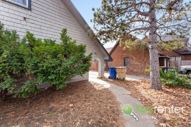 4119-4119 E Lewis St in Wichita, KS - Building Photo - Building Photo