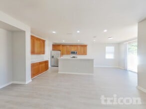 2267 Tyson Lake Dr in Jacksonville, FL - Building Photo - Building Photo