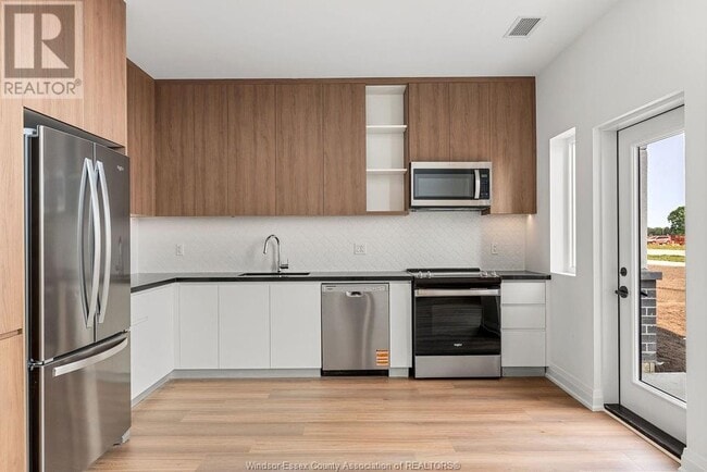 property at 4400 Laurier Pkwy